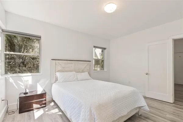 $2,650 | 1275 Marseille Drive, Unit 35, Miami Beach, FL 33141