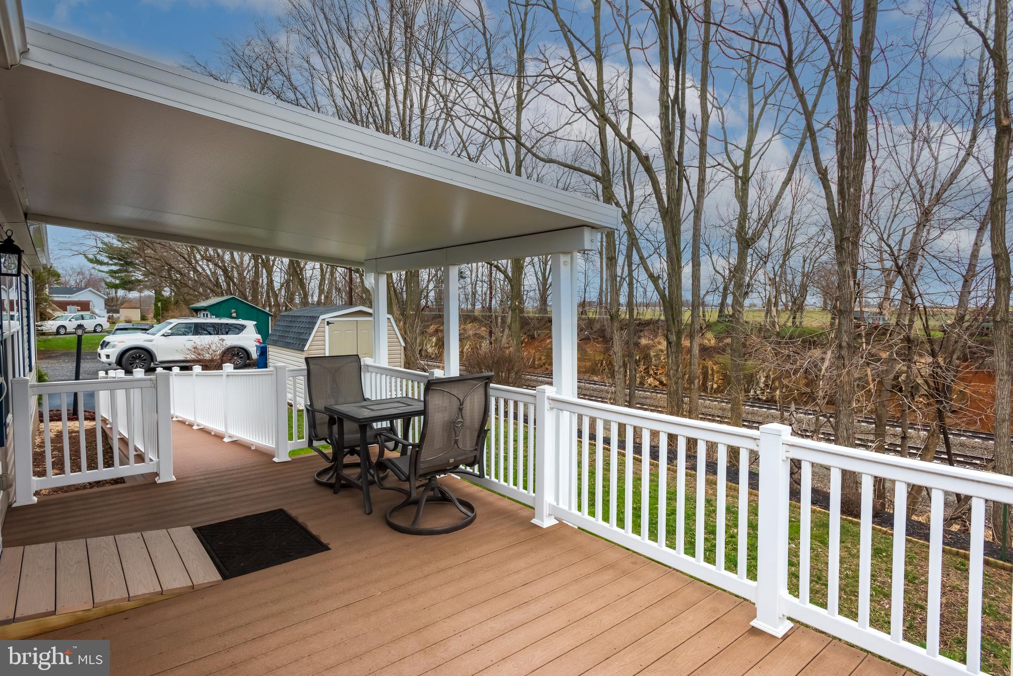47 Janis Road Gordonville, PA 17529 - Photo 23 of 26 a view of balcony with chairs