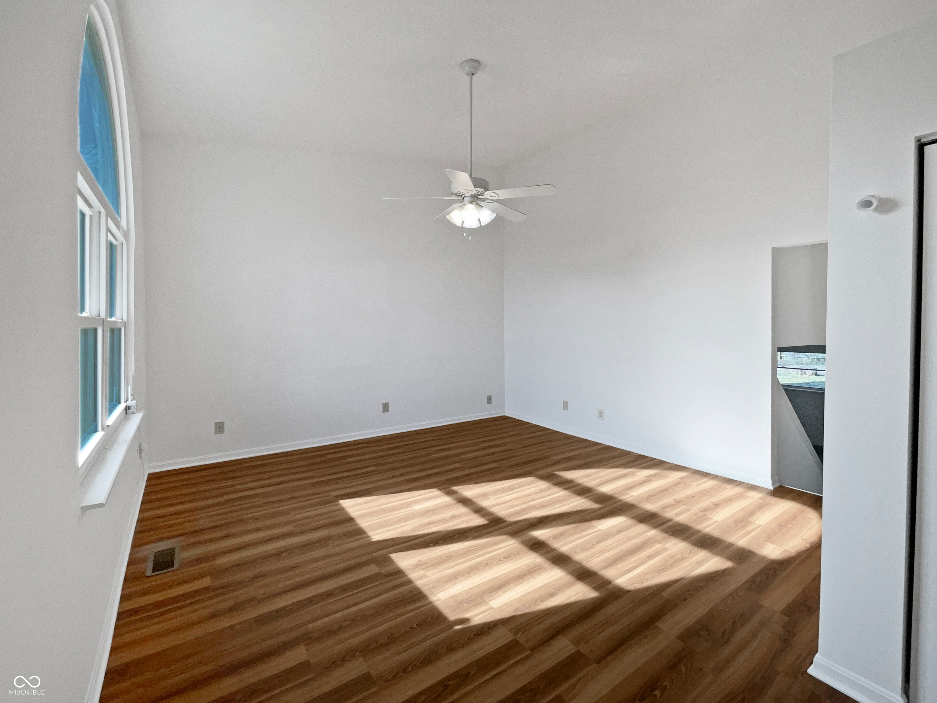 1492 Michigan Road Franklin, IN 46131 - Photo 3 of 21 Gallery Image 3