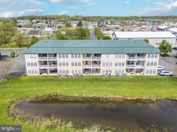 $379,900 | 34363 Summerlyn Drive, Unit 209, Lewes, DE 19958