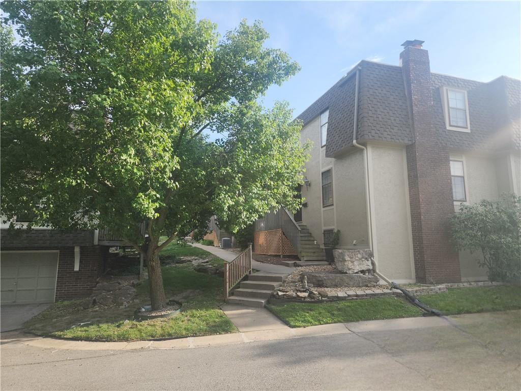 111 West Bannister Road, Unit 2 Kansas City, MO 64114 - Photo 1 of 5