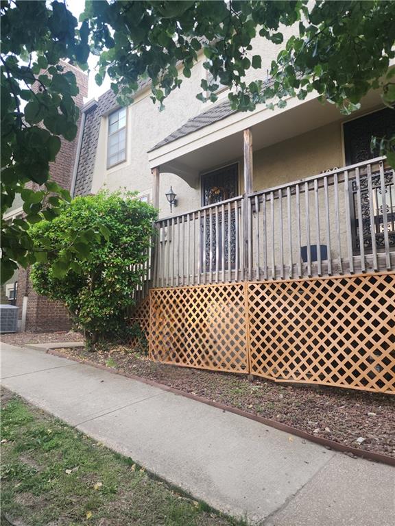 111 West Bannister Road, Unit 2 Kansas City, MO 64114 - Photo 3 of 5