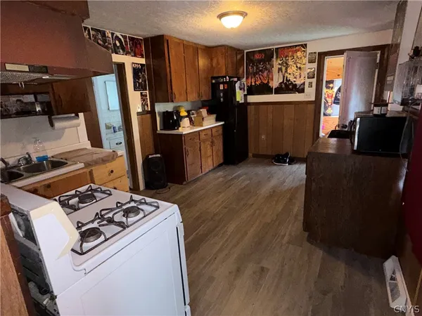 $215,000 | 108 West Lewis Street, Lenox, NY 13032