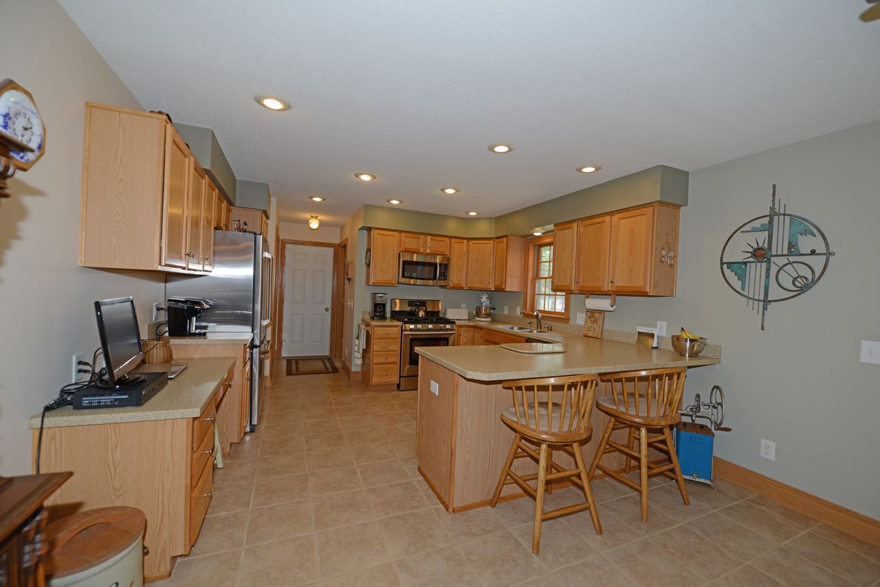 185 Fisher Road Traverse City, MI 49685 - Photo 14 of 43 1799446-13.JPG