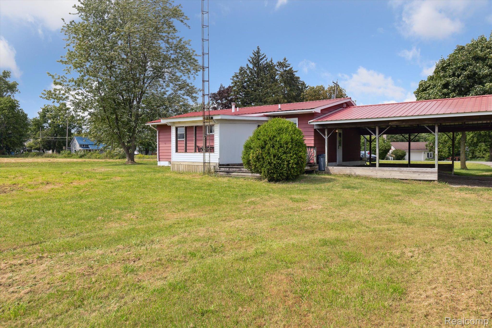 9694 Newburg Road Durand, MI 48429 - Photo 28 of 35 Gallery Image 28