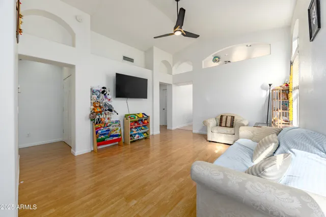 $2,190 | 3408 East Rockwood Drive, Phoenix, AZ 85050