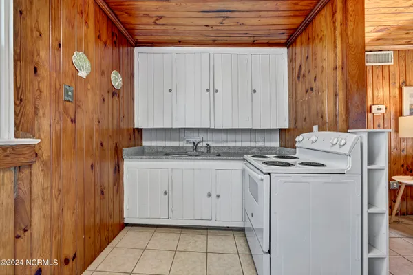 $1,195,000 | Undisclosed Address, Topsail Beach, NC 28445