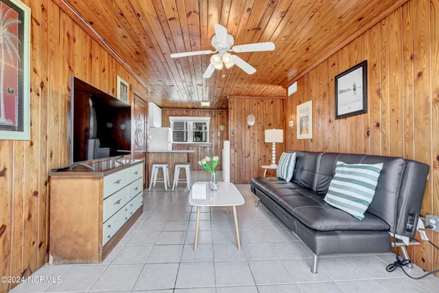 $1,225,000 | Undisclosed Address, Topsail Beach, NC 28445