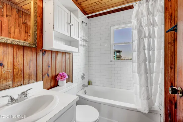 $1,195,000 | Undisclosed Address, Topsail Beach, NC 28445