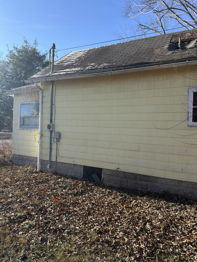 365 South 2nd Street Livingston, IL 62058 - Photo 4 of 6