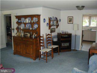 512 Filbert Road Oreland, PA 19075 - Photo 4 of 6 Gallery Image 4