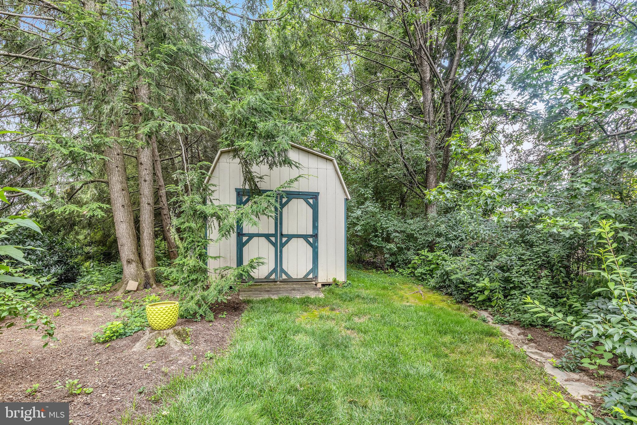 629 South Spruce Street Lititz, PA 17543 - Photo 28 of 30