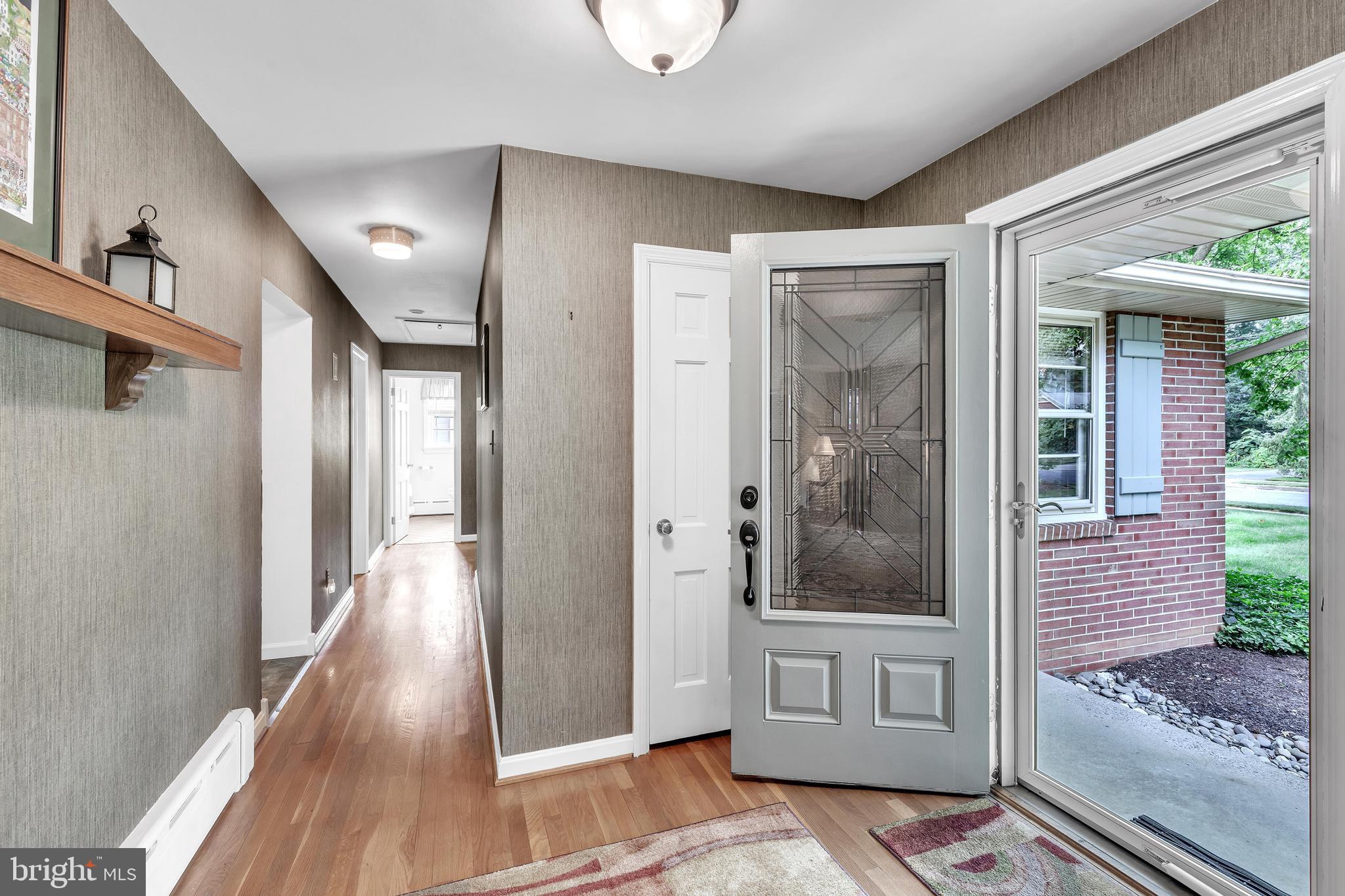 629 South Spruce Street Lititz, PA 17543 - Photo 3 of 30