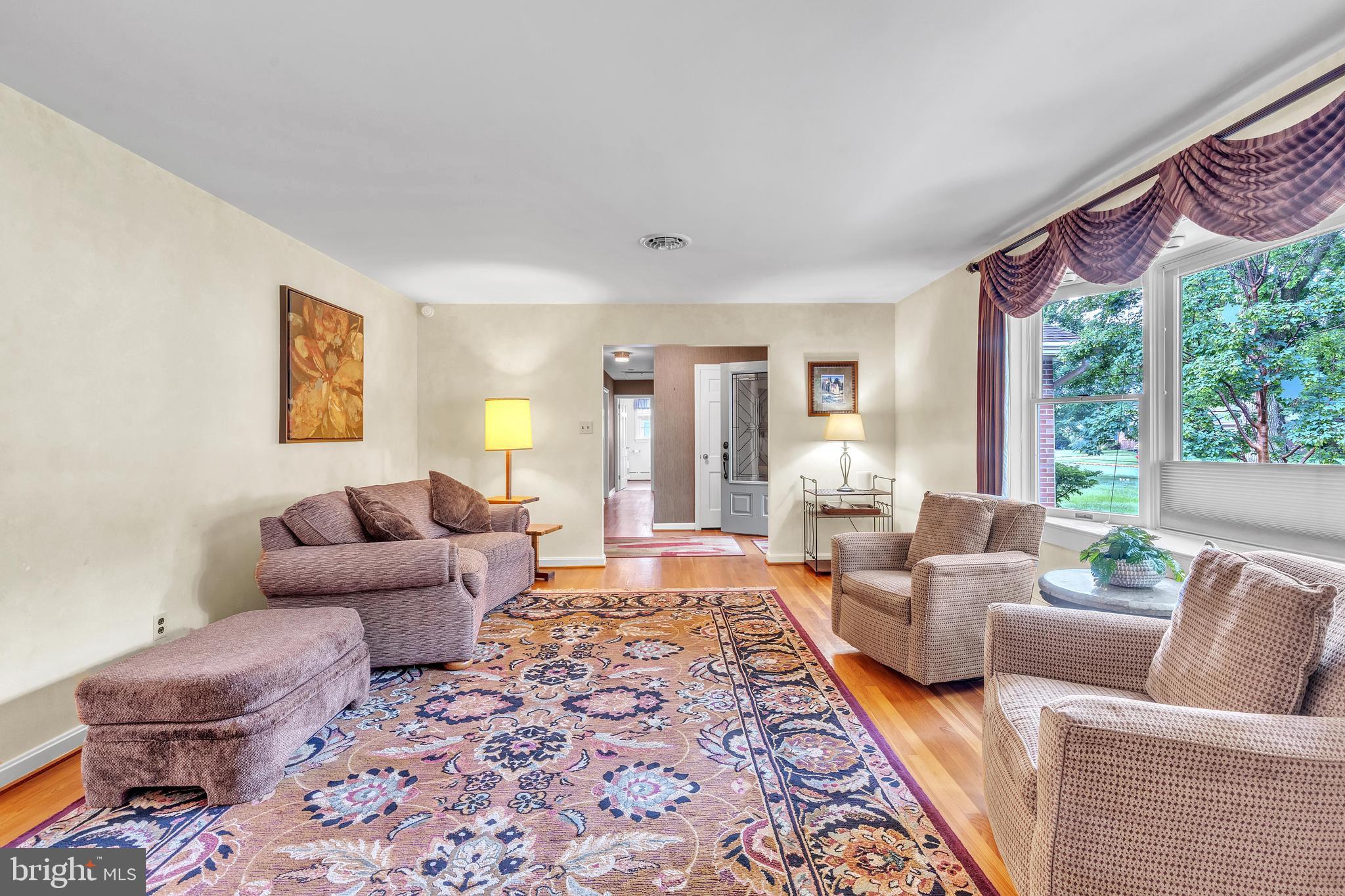 629 South Spruce Street Lititz, PA 17543 - Photo 5 of 30