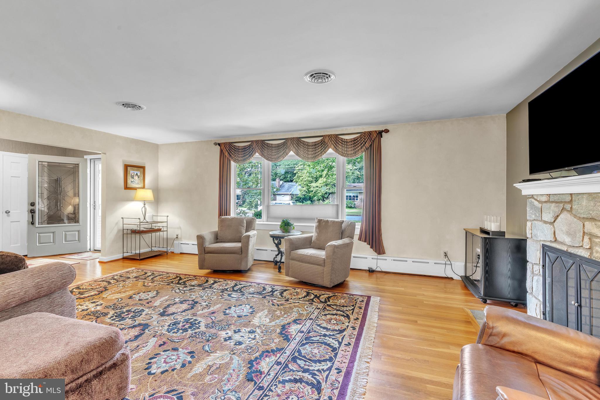 629 South Spruce Street Lititz, PA 17543 - Photo 6 of 30