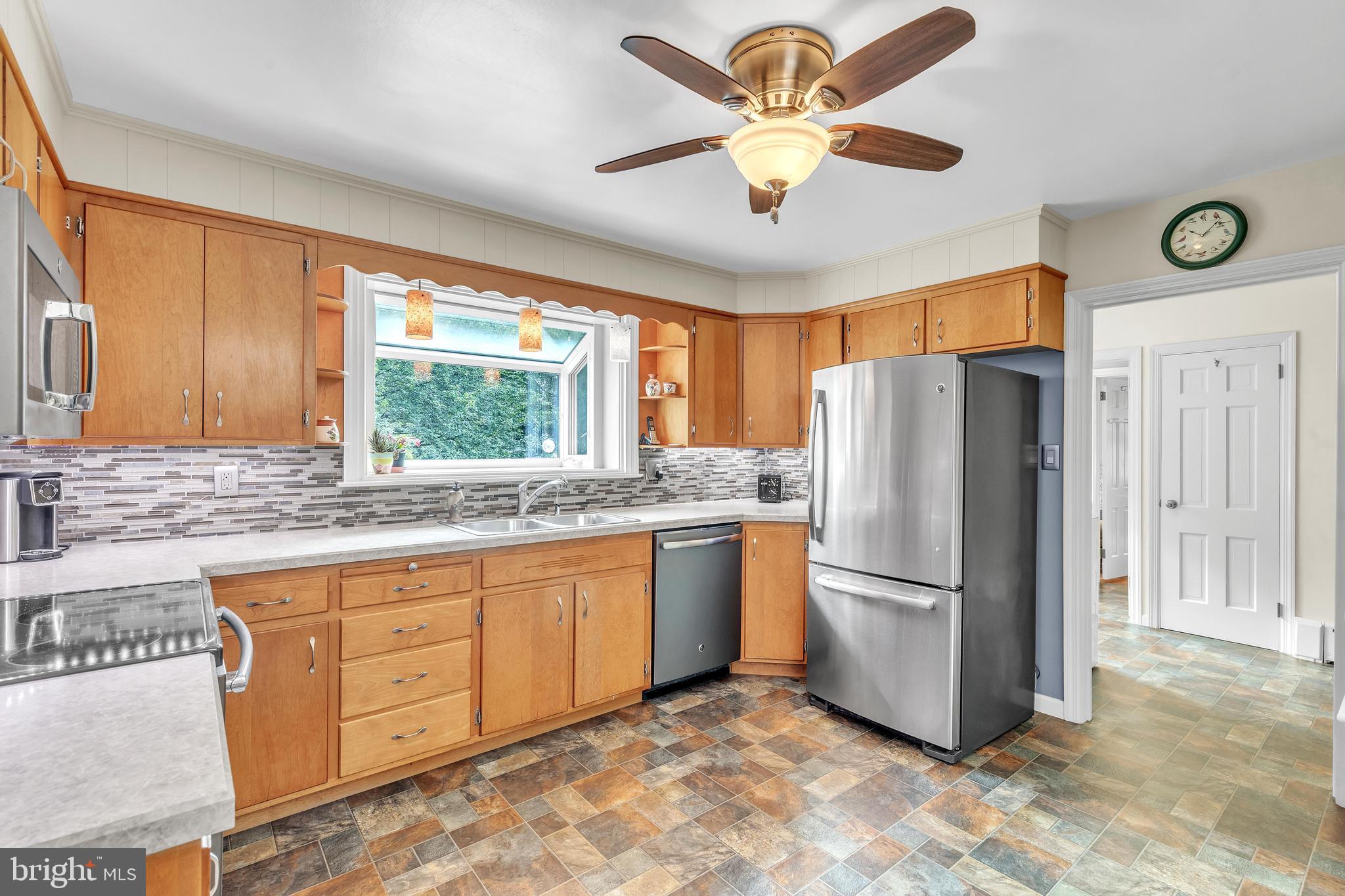 629 South Spruce Street Lititz, PA 17543 - Photo 9 of 30