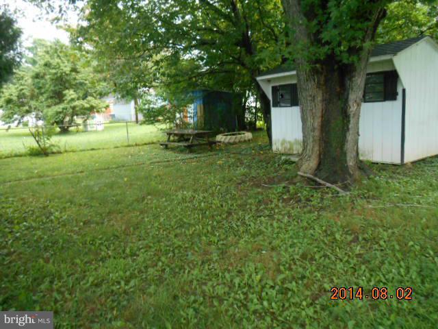 236 Locust Lane Elkton, MD 21921 - Photo 6 of 8 Exterior (Rear)