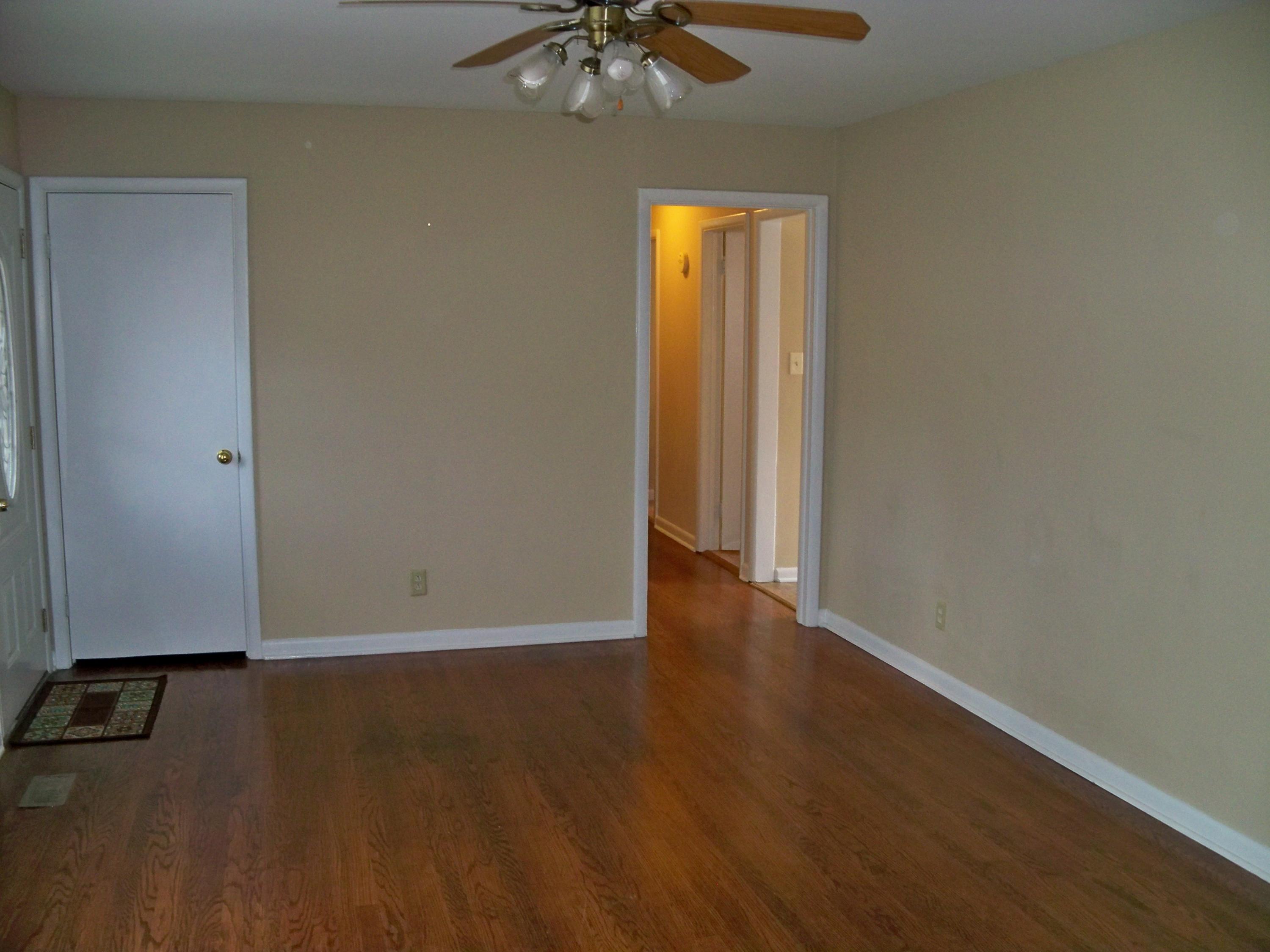 3539 Cunningham Road Knoxville, TN 37918 - Photo 8 of 23 100_9949