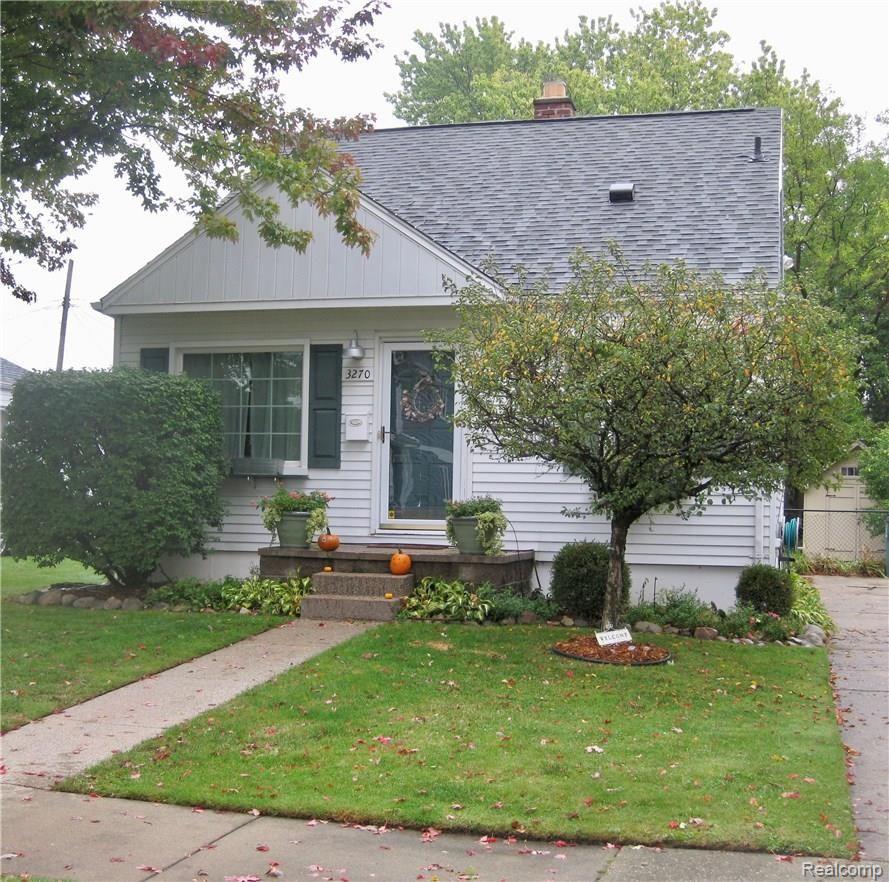 3270 Cumberland Road Berkley, MI 48072 - Photo 23 of 23 fullsizeoutput_fdf.jpeg