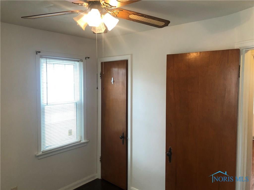 921 Searles Road Toledo, OH 43607 - Photo 11 of 23 Photo 11