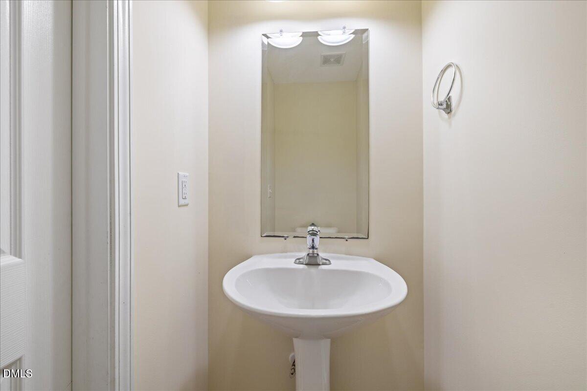 3004 Berkeley Springs Place Raleigh, NC 27616 - Photo 19 of 39 19-3004 Berkeley Springs Pl