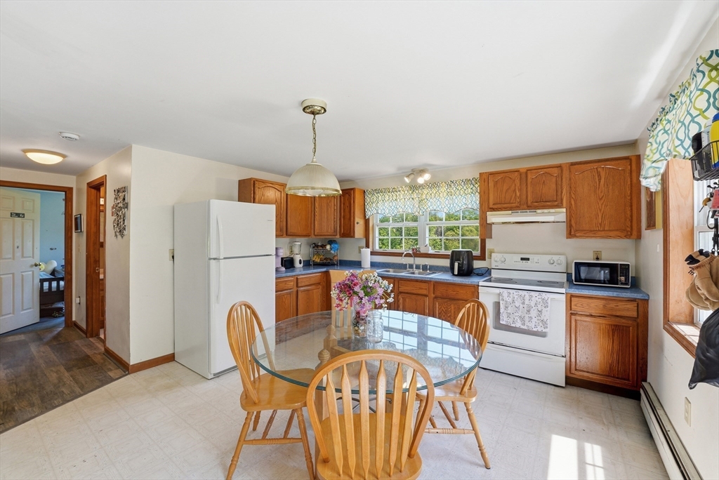 277 Walnut Hill Road Orange, MA 01364 - Photo 4 of 33