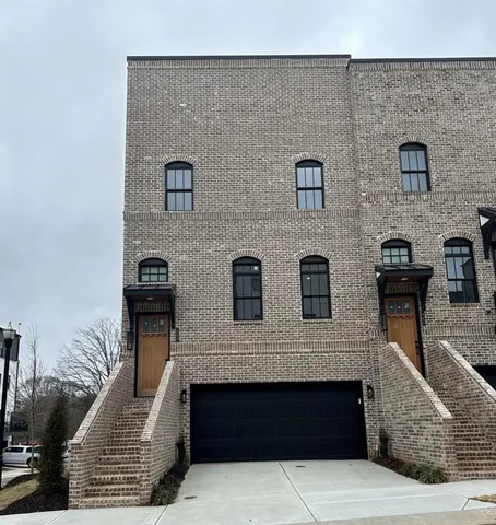 $715,000 | 345 Sugarview Road, Sugar Hill, GA 30518