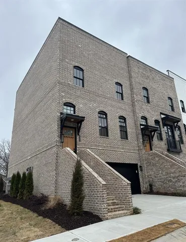 $715,000 | 345 Sugarview Road, Sugar Hill, GA 30518