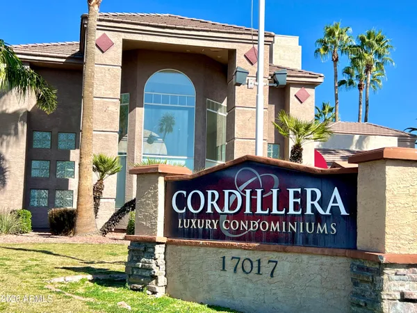 $335,000 | 17017 North 12th Street, Unit 1081, Phoenix, AZ 85022