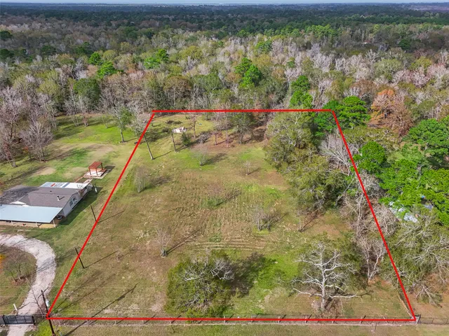 $2,000 | 342 County Road 414, Dayton, TX 77535