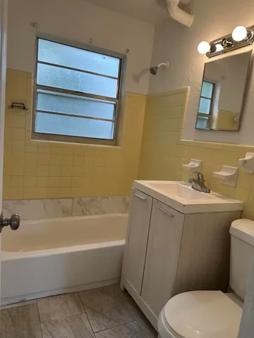 $1,450 | 608 5th Street, Unit 8, West Palm Beach, FL 33401
