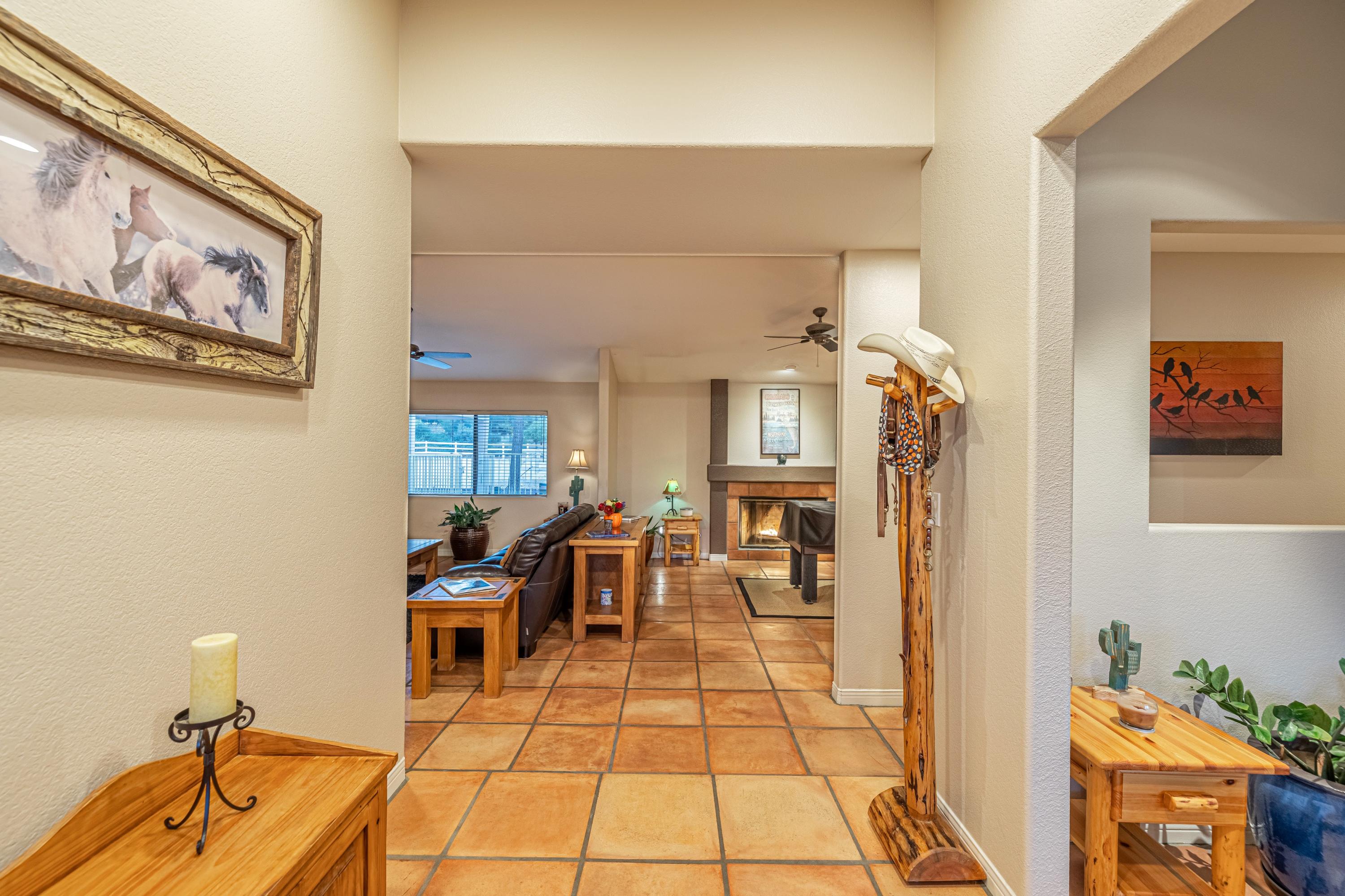 2470 Trails End Road Acton, CA 93510 - Photo 11 of 59 JMY_0850-HDR
