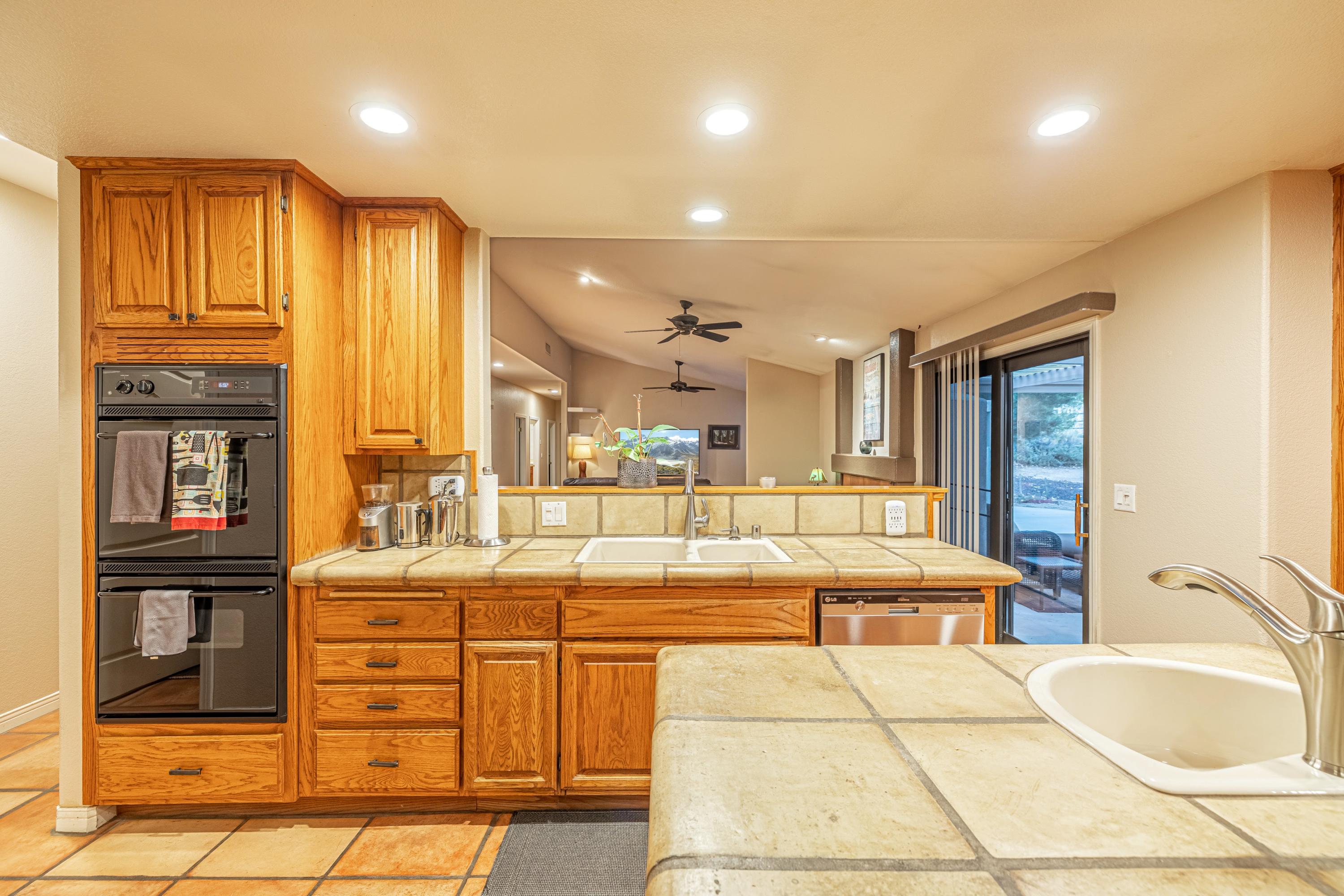 2470 Trails End Road Acton, CA 93510 - Photo 20 of 59 JMY_0932-HDR-Edit