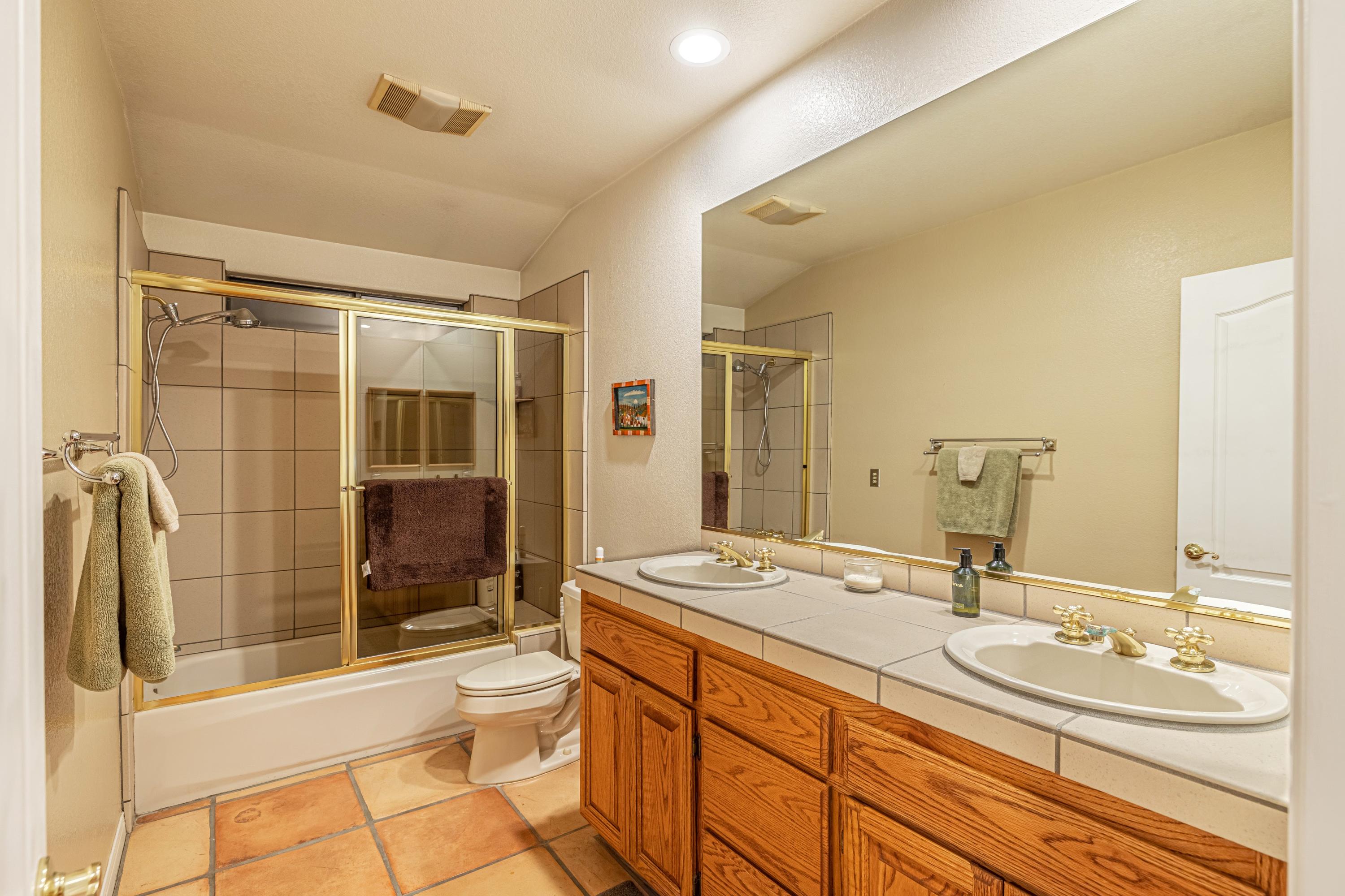2470 Trails End Road Acton, CA 93510 - Photo 33 of 59 JMY_1026-HDR