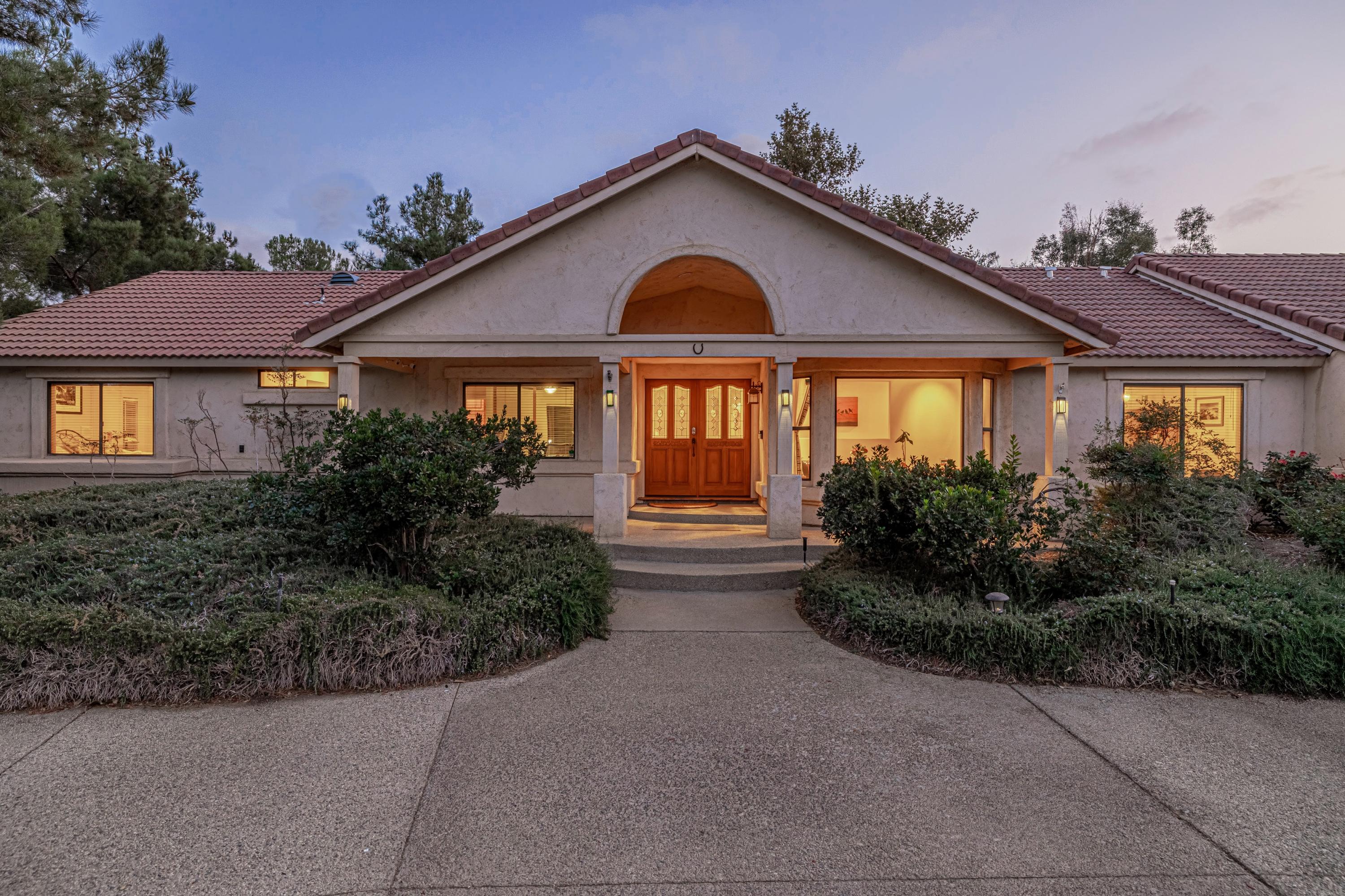 2470 Trails End Road Acton, CA 93510 - Photo 9 of 59 JMY_0990-HDR