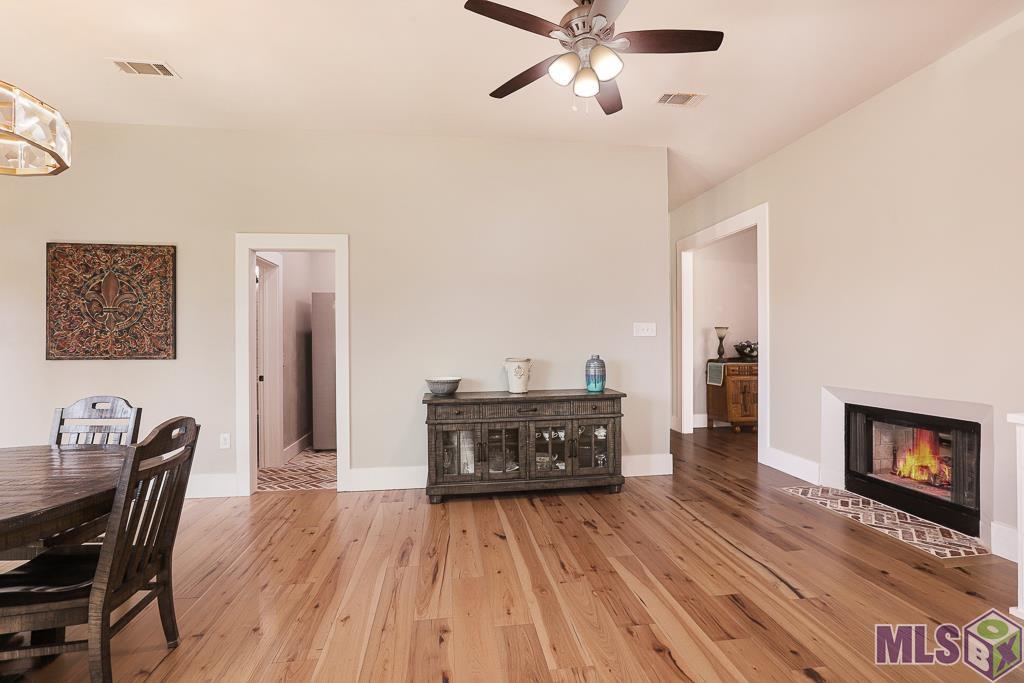 1030 Pompey Drive Baton Rouge, LA 70816 - Photo 13 of 34 Dining/kitchen area