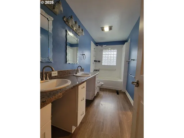 $484,000 | 2910 Southeast Hillyard Road, Gresham, OR 97080