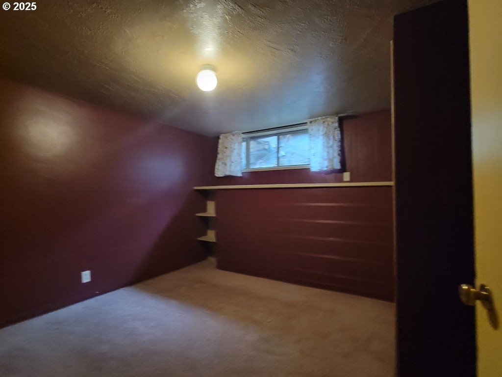 2910 Southeast Hillyard Road Gresham, OR 97080 - Photo 28 of 34