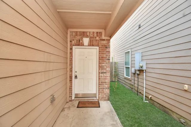 a view of front door of the house