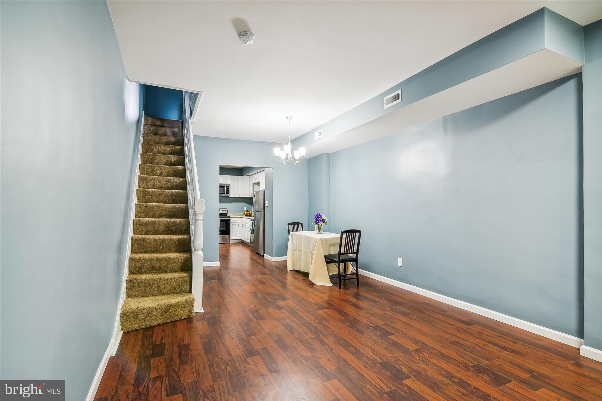 1648 Normal Avenue Baltimore, MD 21213 - Photo 12 of 44 Living Room
