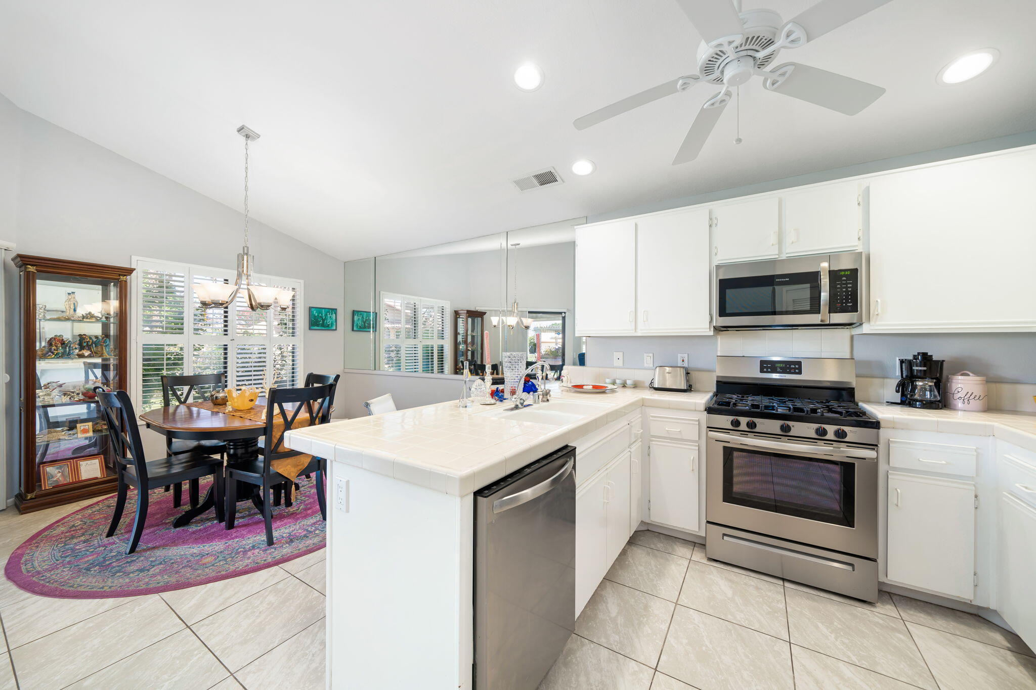 42885 Scirocco Road Palm Desert, CA 92211 - Photo 12 of 33 27-web-or-mls-BSScirocco_2023_027