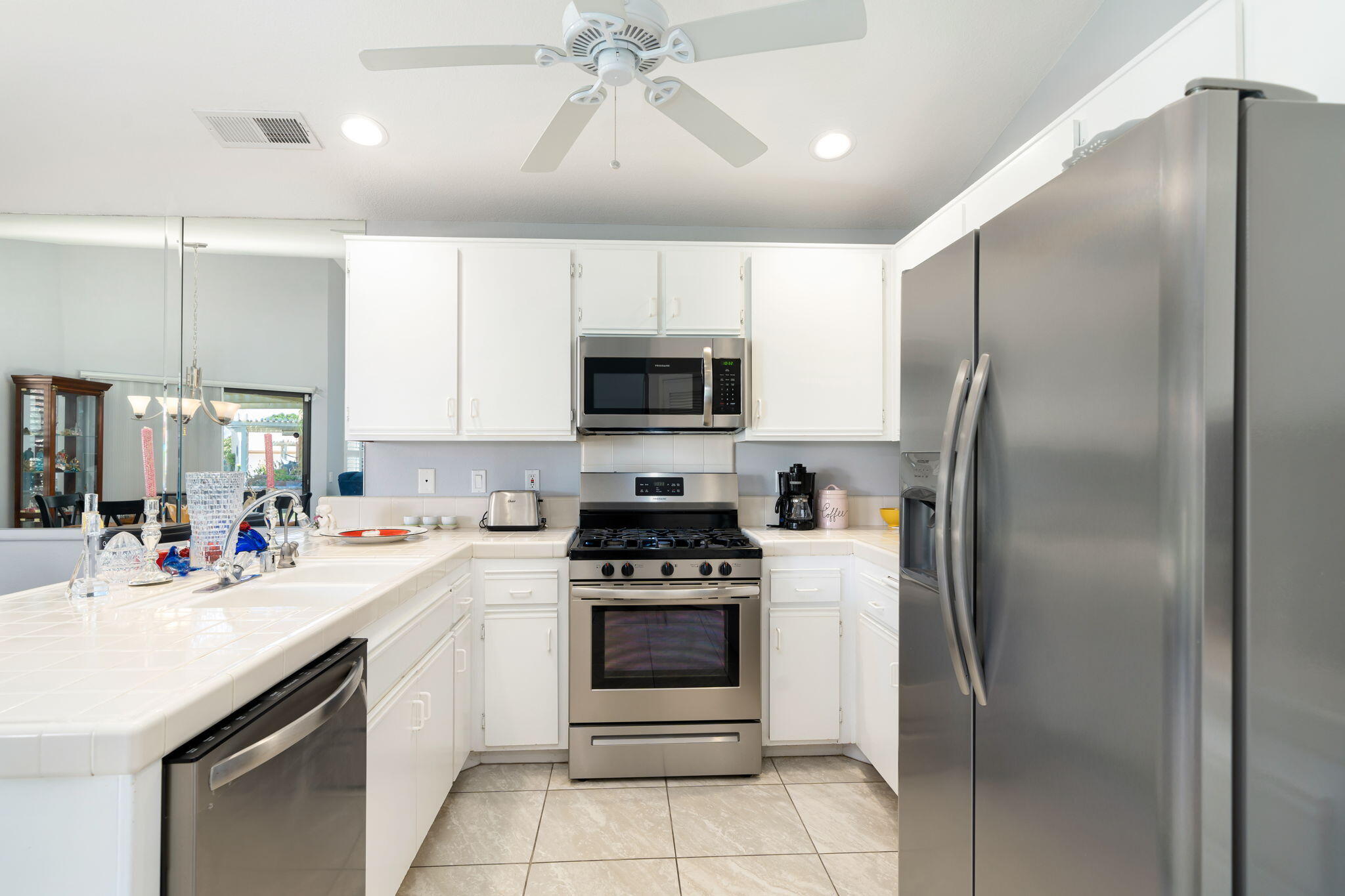 42885 Scirocco Road Palm Desert, CA 92211 - Photo 13 of 33 29-web-or-mls-BSScirocco_2023_029