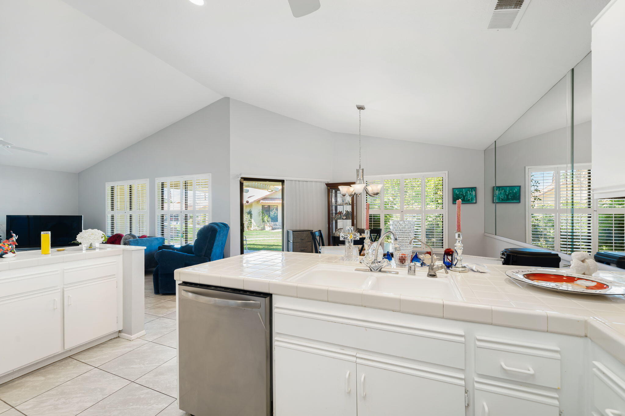 42885 Scirocco Road Palm Desert, CA 92211 - Photo 14 of 33 28-web-or-mls-BSScirocco_2023_028