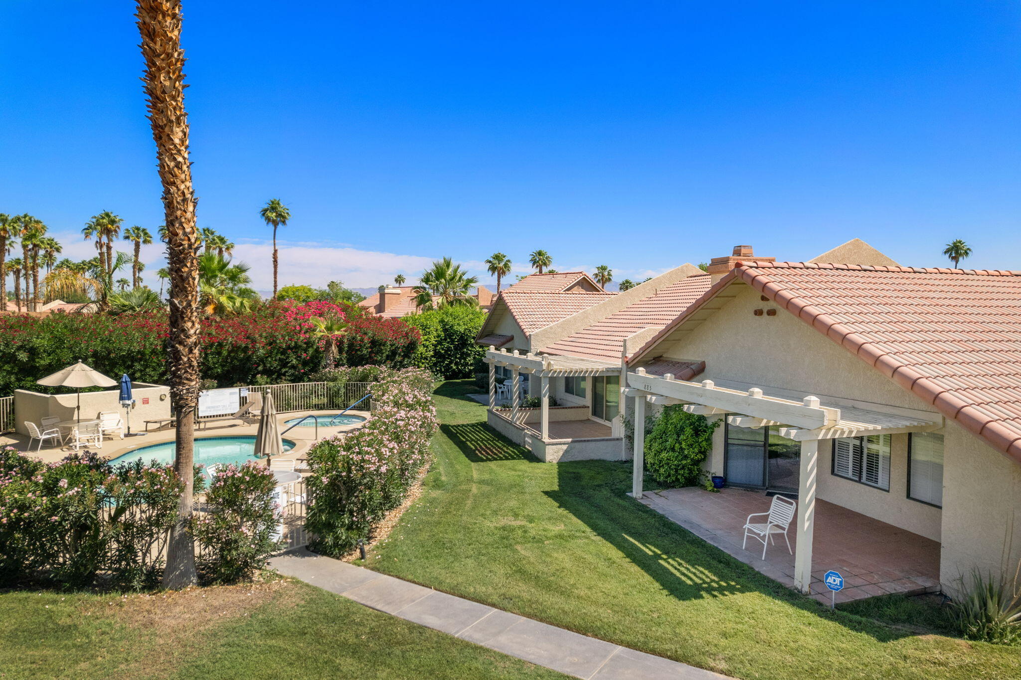 42885 Scirocco Road Palm Desert, CA 92211 - Photo 3 of 33 5-web-or-mls-BSScirocco_2023_005