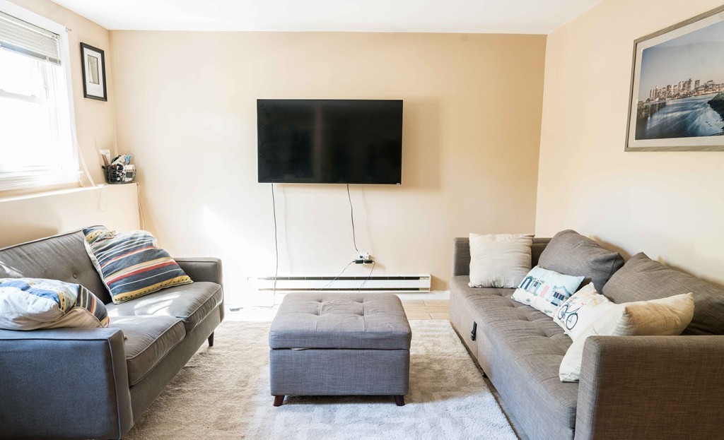 45 Fort Avenue, Unit B Boston, MA 02119 - Photo 2 of 13