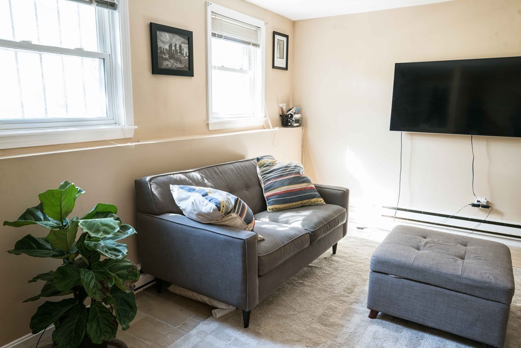 45 Fort Avenue, Unit B Boston, MA 02119 - Photo 3 of 13