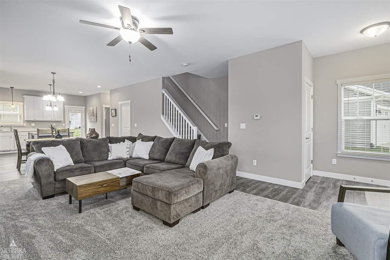 9261 Regency Pinckney, MI 48169 - Photo 23 of 40 Gallery Image 23