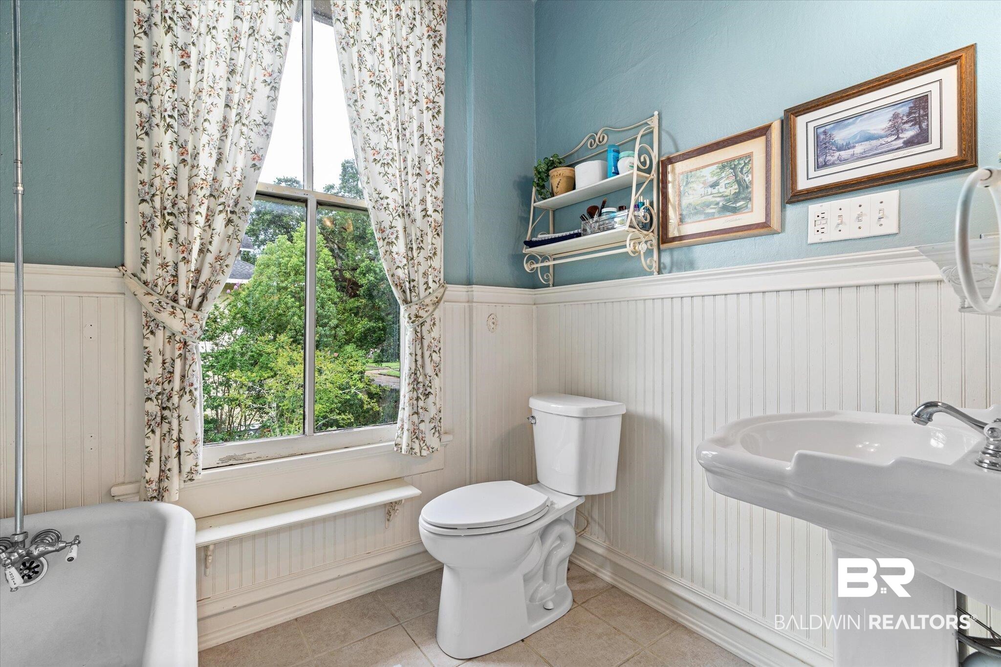 160 Houston Street Mobile, AL 36606 - Photo 27 of 36