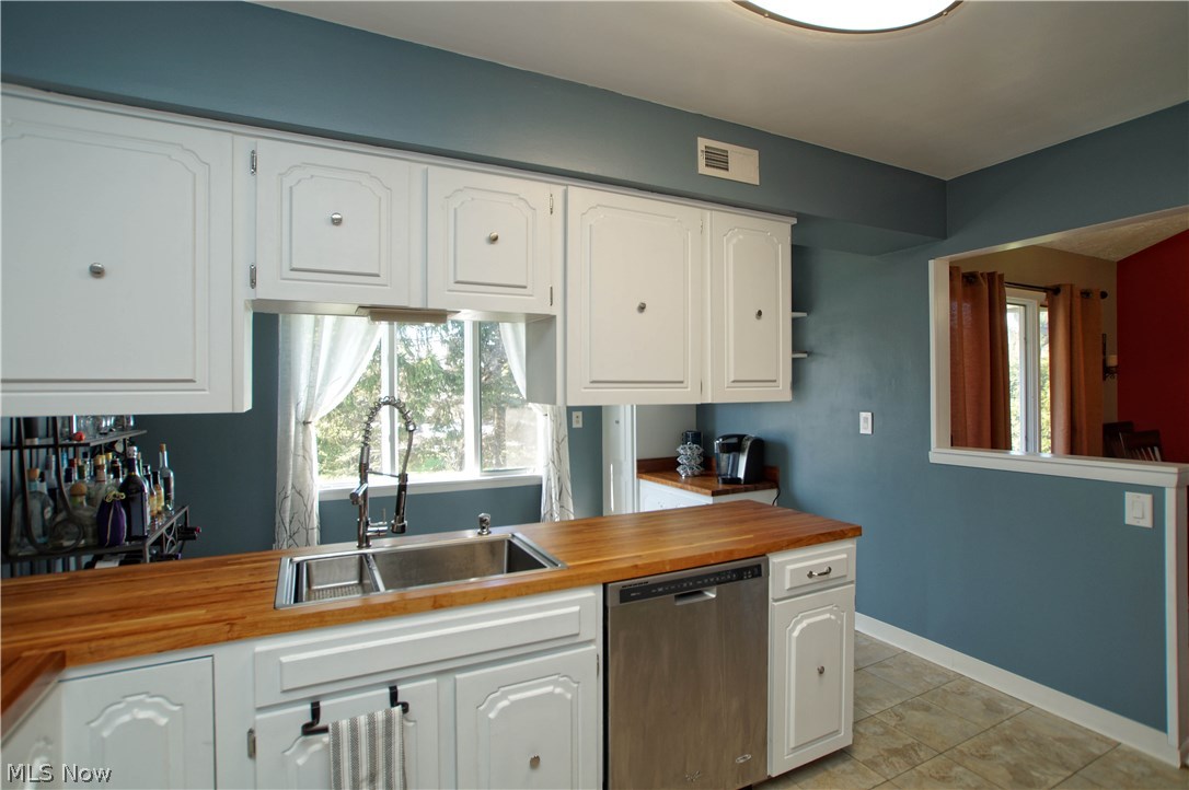35915 Ridge Road Willoughby, OH 44094 - Photo 6 of 31 Gallery Image 6