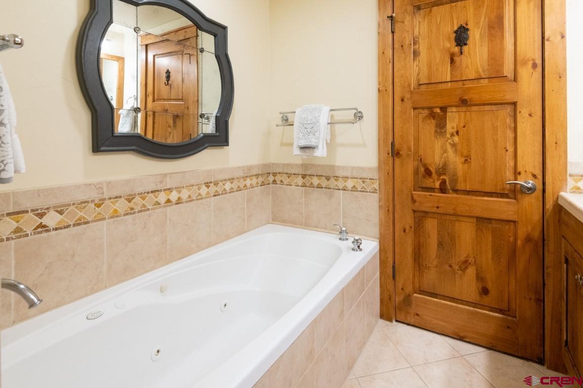 9 Hunter Hill Road, Unit 303 Crested Butte, CO 81225 - Photo 15 of 25 Gallery Image 15